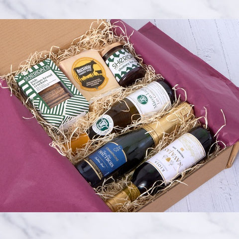 The Raglan Hamper